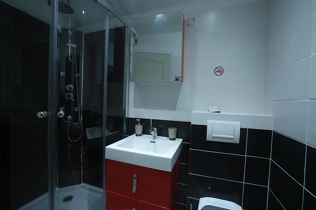 Appartement Fp La Cigale à Camaret-sur-Aigues